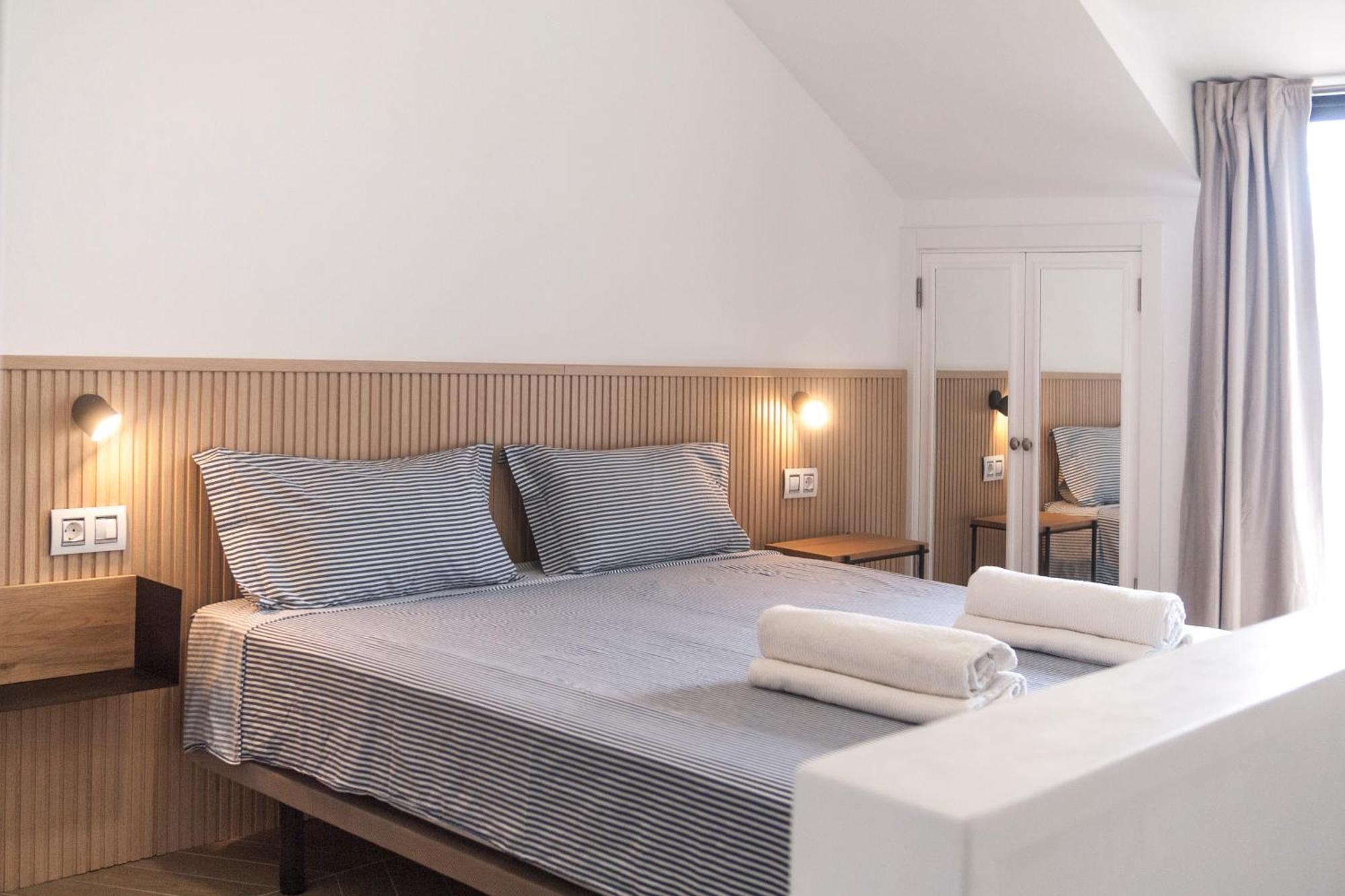 Appartement Playa Vistas 2 With Breathtaking Sea View, Only 100 M To The Sea, Heated Pool, Aircondition For A Fee, Wifi