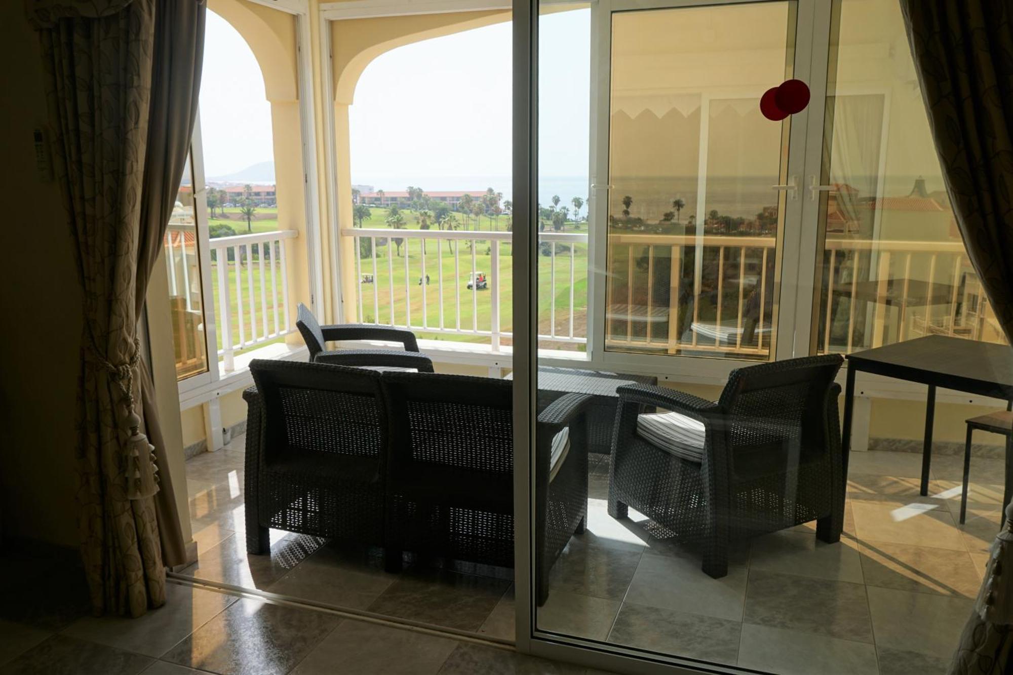 Golf Del Sur - Magnificent Panorama Of The Ocean, El Teide, And Montana Roja Appartement