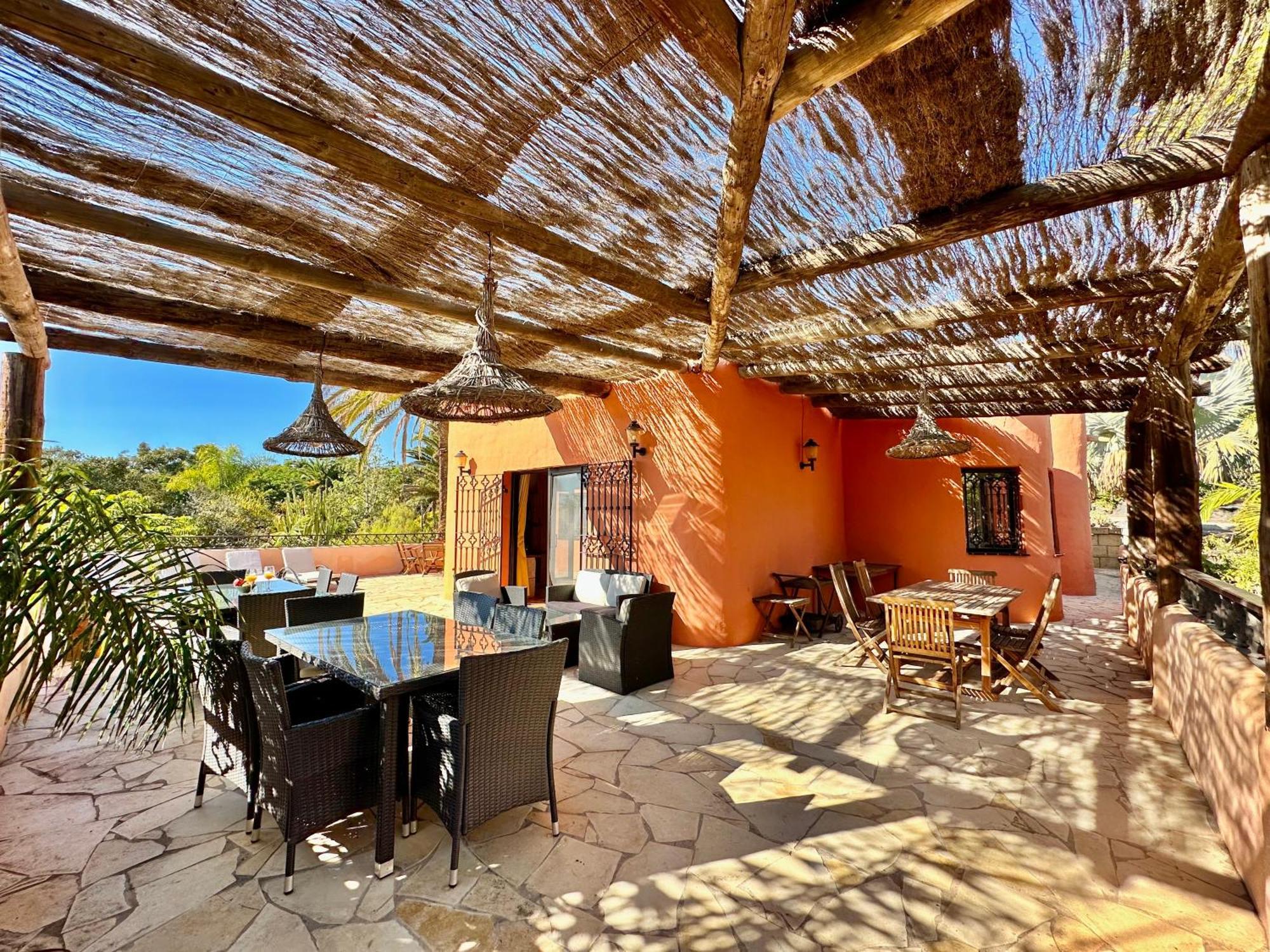 Tropical Garden Villa Guia de Isora (Tenerife)