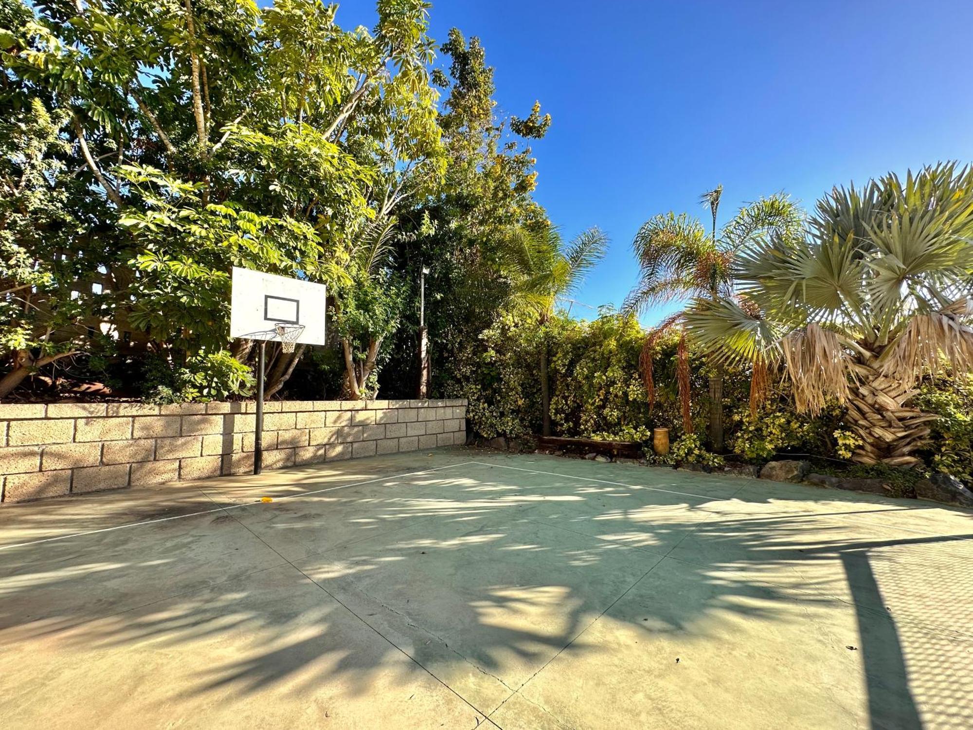 Tropical Garden Villa