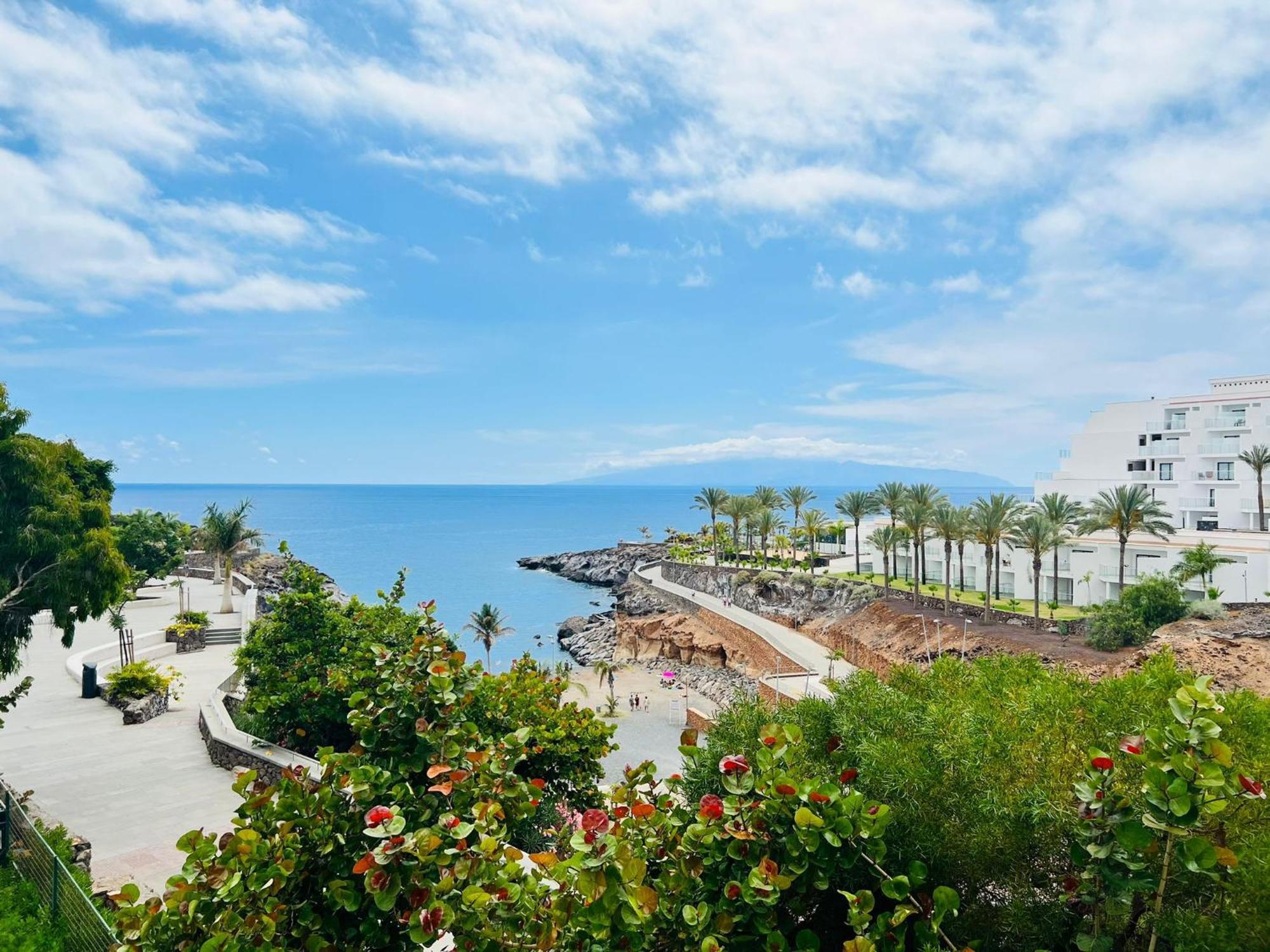 Сasa de vacaciones Luxury Kim Apartment, Ocean View & Wifi Free *