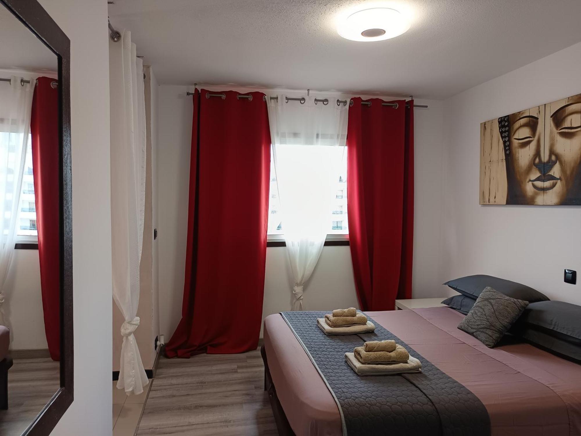 Casa Saura -playa De Americas Appartement *
