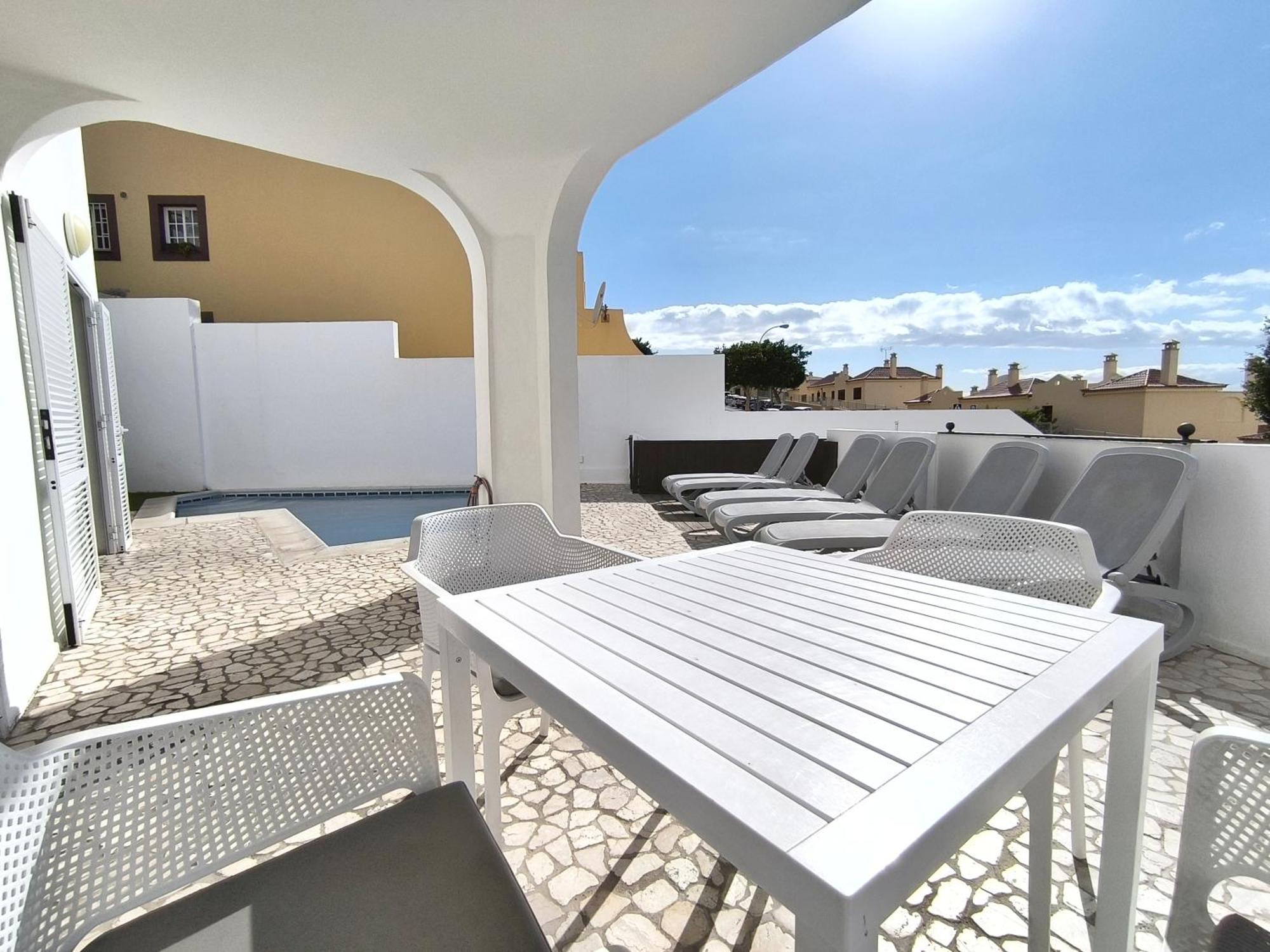 Villa Beautiful - 4 Bedrooms, Heated Pool, Fibre Net, 2 Priv Car Park Places, Tv Channels Costa Adeje (Tenerife)