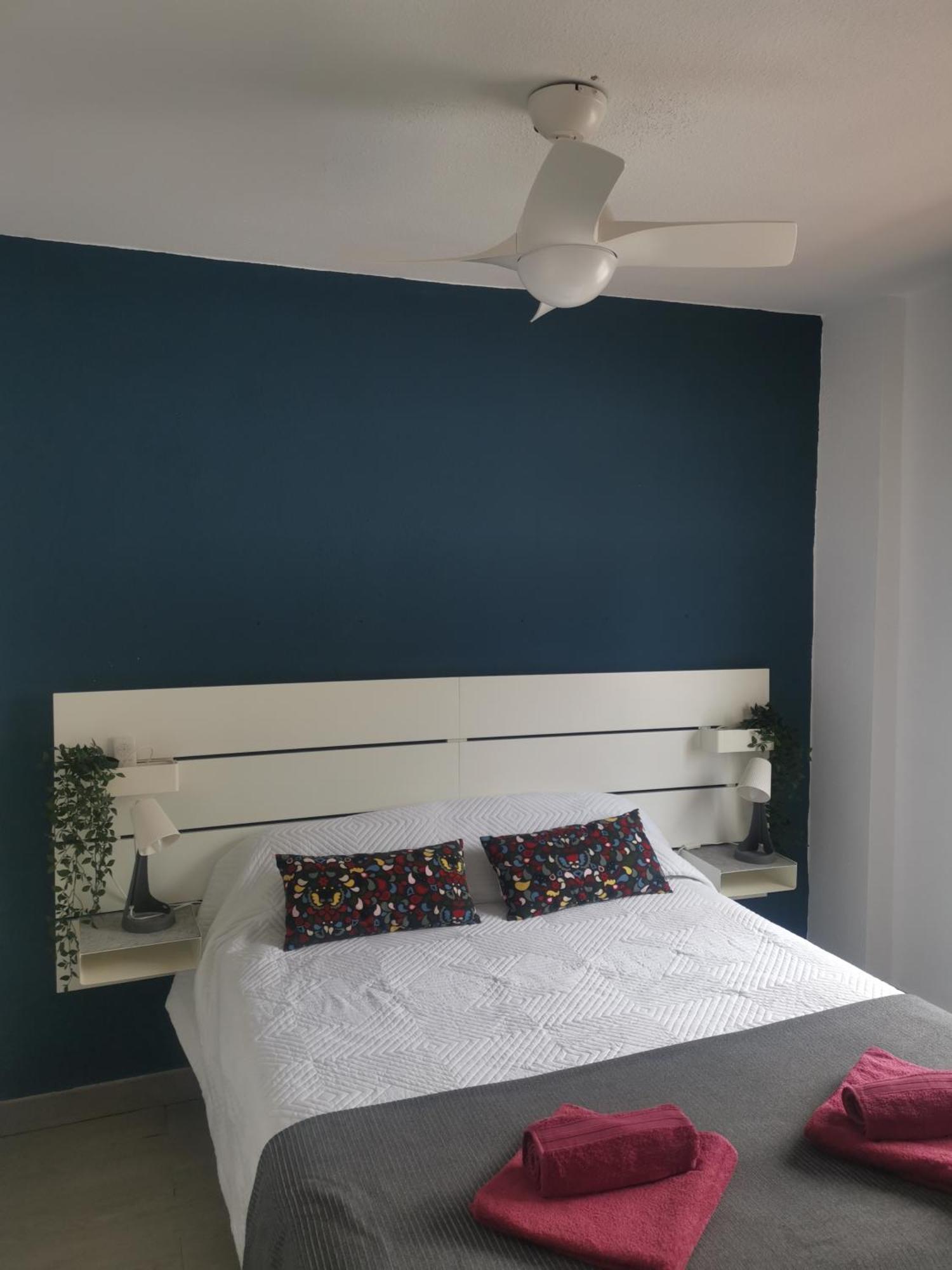 Piso Familiar De 3hab Con Piscina En Apartamento *