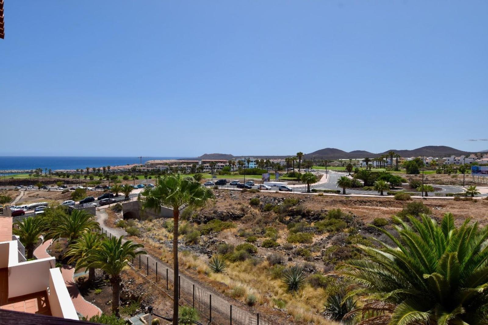 Hygge With Seaside And Golf-view Balcony *