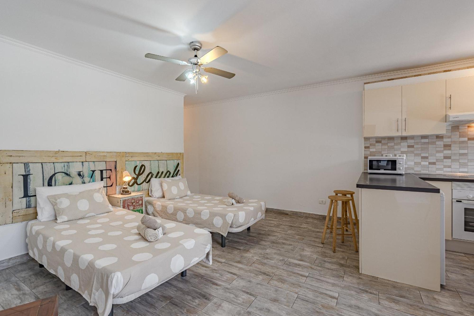 Estudio Reformado Parque Santiago 1 Apartment *