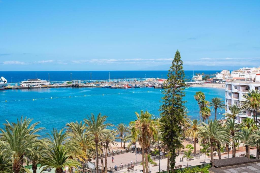 Comodoro- Ravel Los Cristianos (Tenerife)