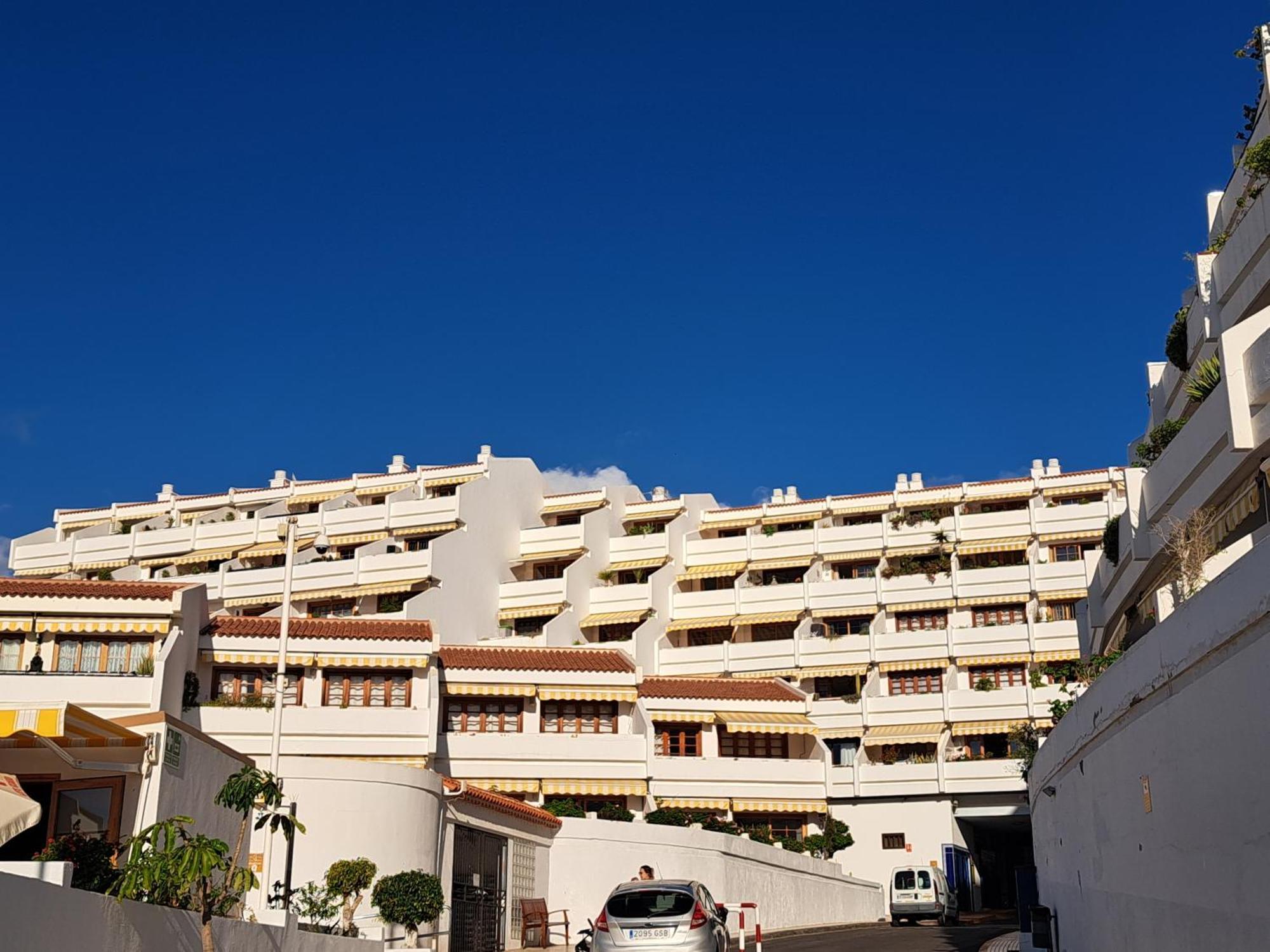 Garden Seaview Americas Apartment