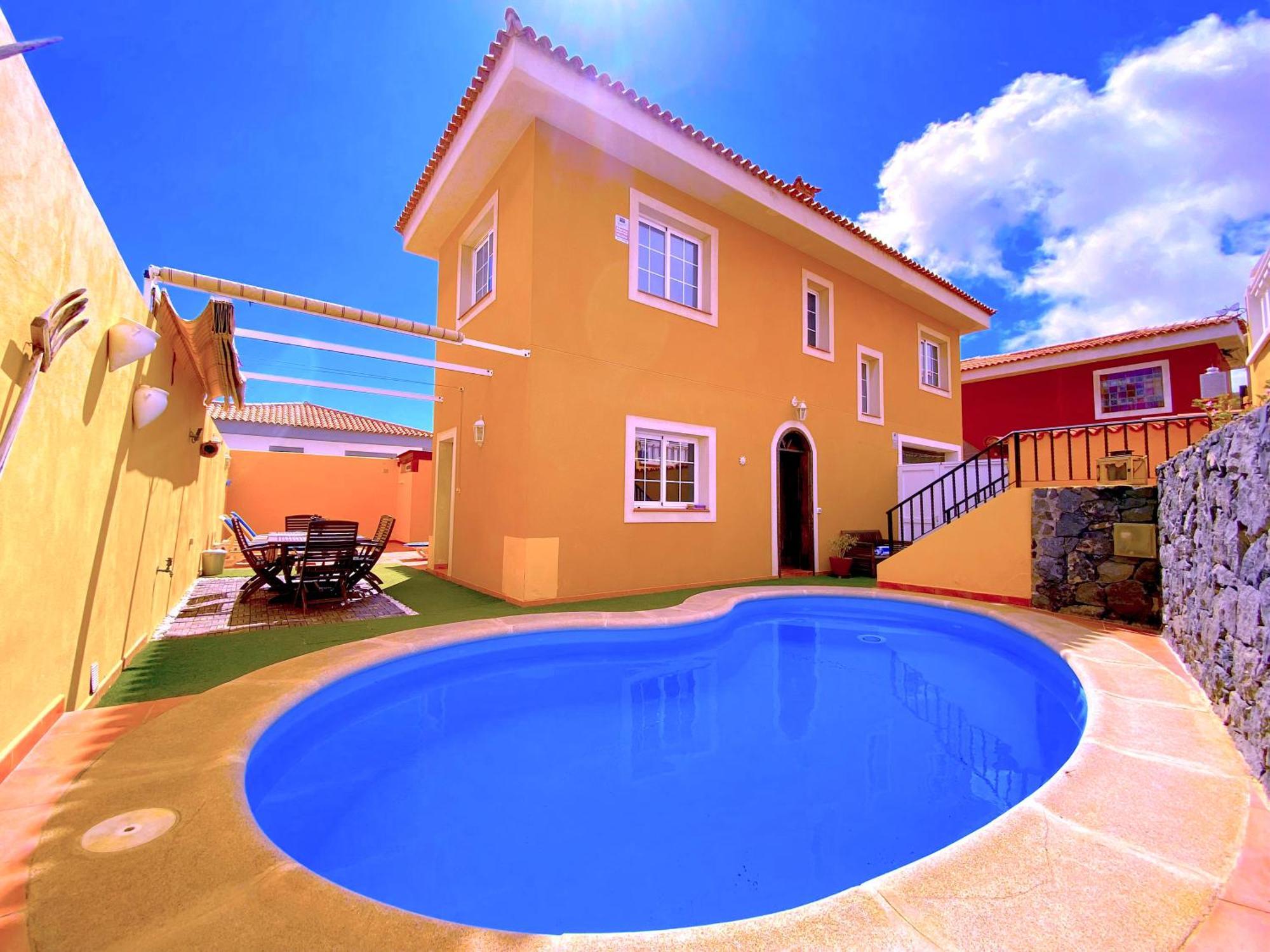 Tropicalidays Cardones * San Isidro (Tenerife)