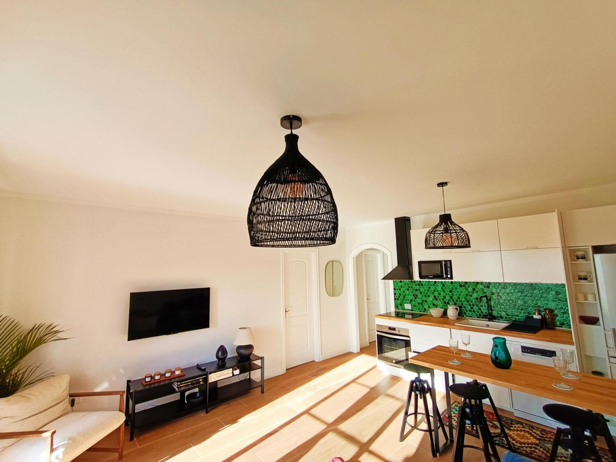 Topfloor Corner Panoramics Views & Pools *