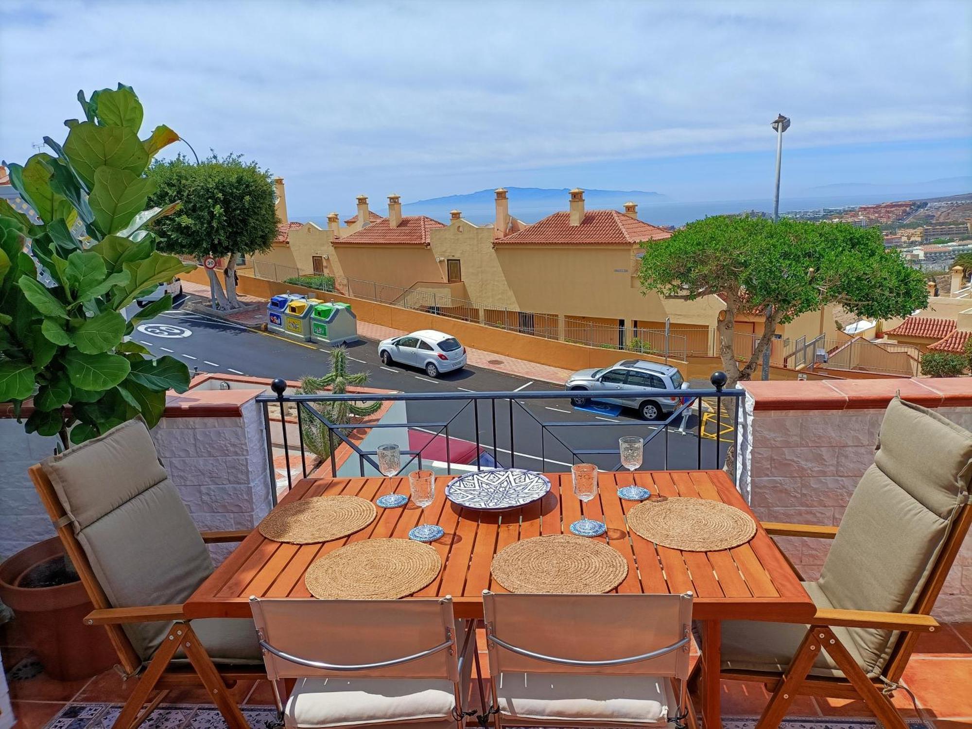 Topfloor Corner Panoramics Views & Pools * Costa Adeje (Tenerife)
