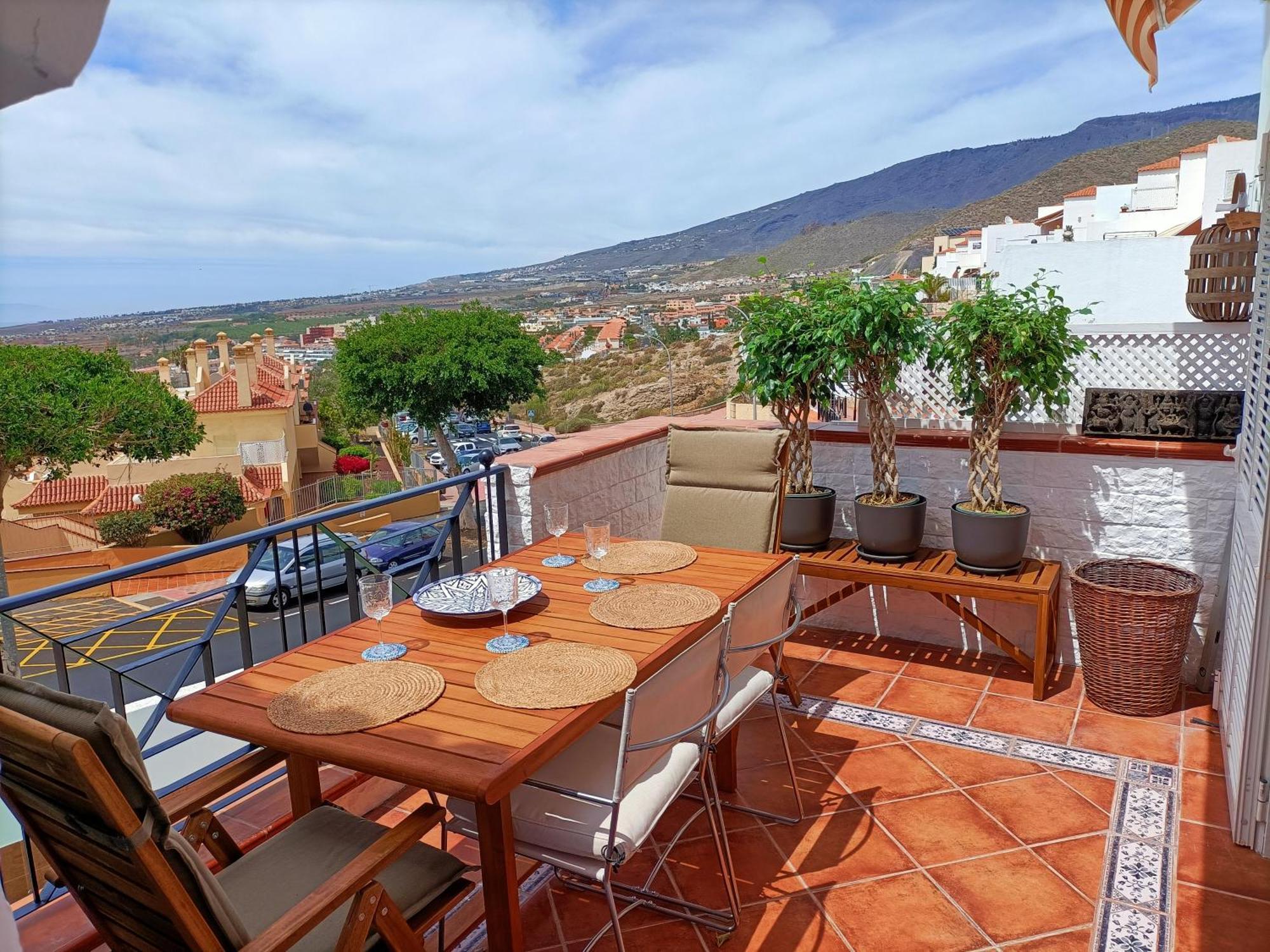 Apartment Topfloor Corner Panoramics Views & Pools