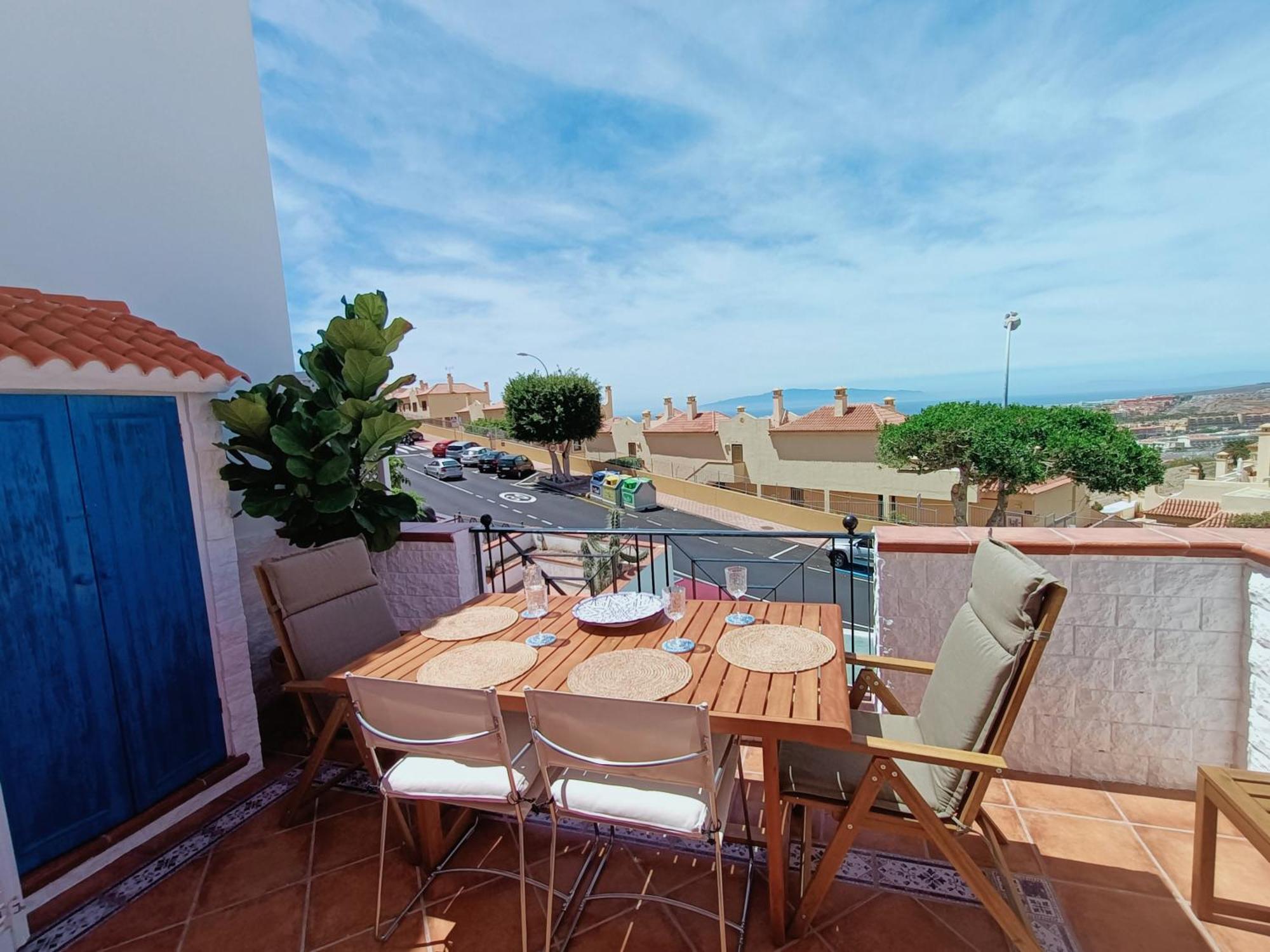 Topfloor Corner Panoramics Views & Pools Costa Adeje (Tenerife)