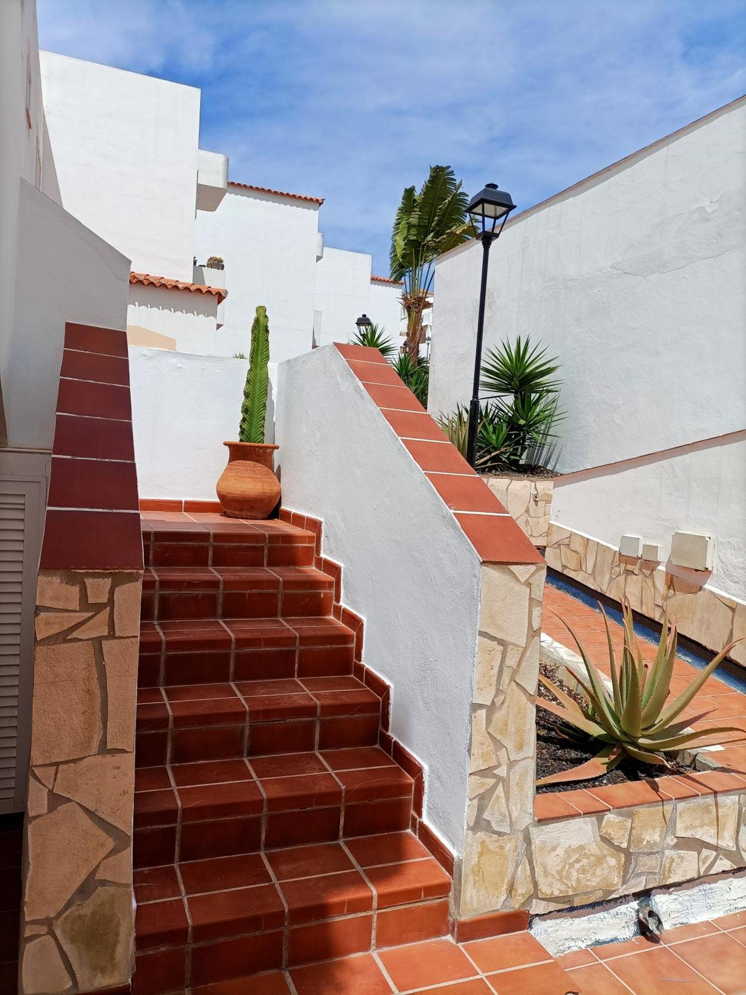 Topfloor Corner Panoramics Views & Pools Apartment *