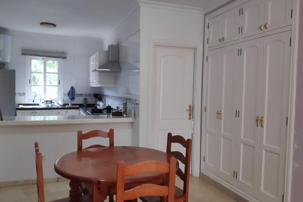 Residencial Asomada Appartement *