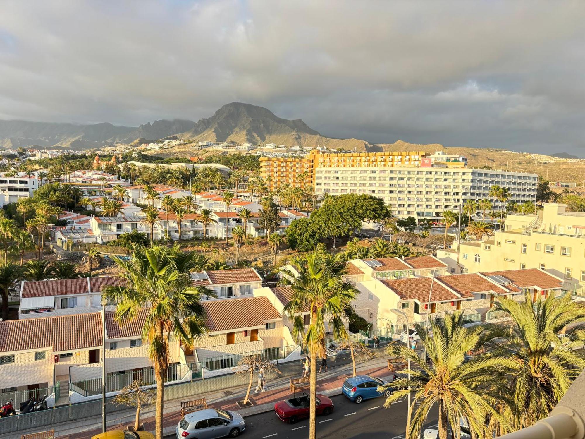 Comfortable In The Heart Of Las Americas Apartment Playa de las Americas (Tenerife)