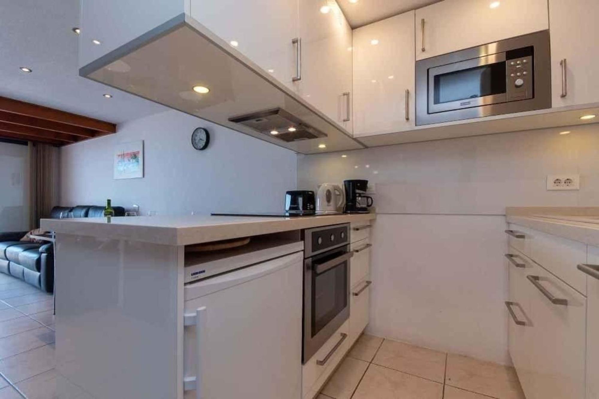 Fuer 4 Personen 1 Kind Ca 70 M In Playa De Americas, Teneriffa Westkueste Von Teneriffa Apartamento