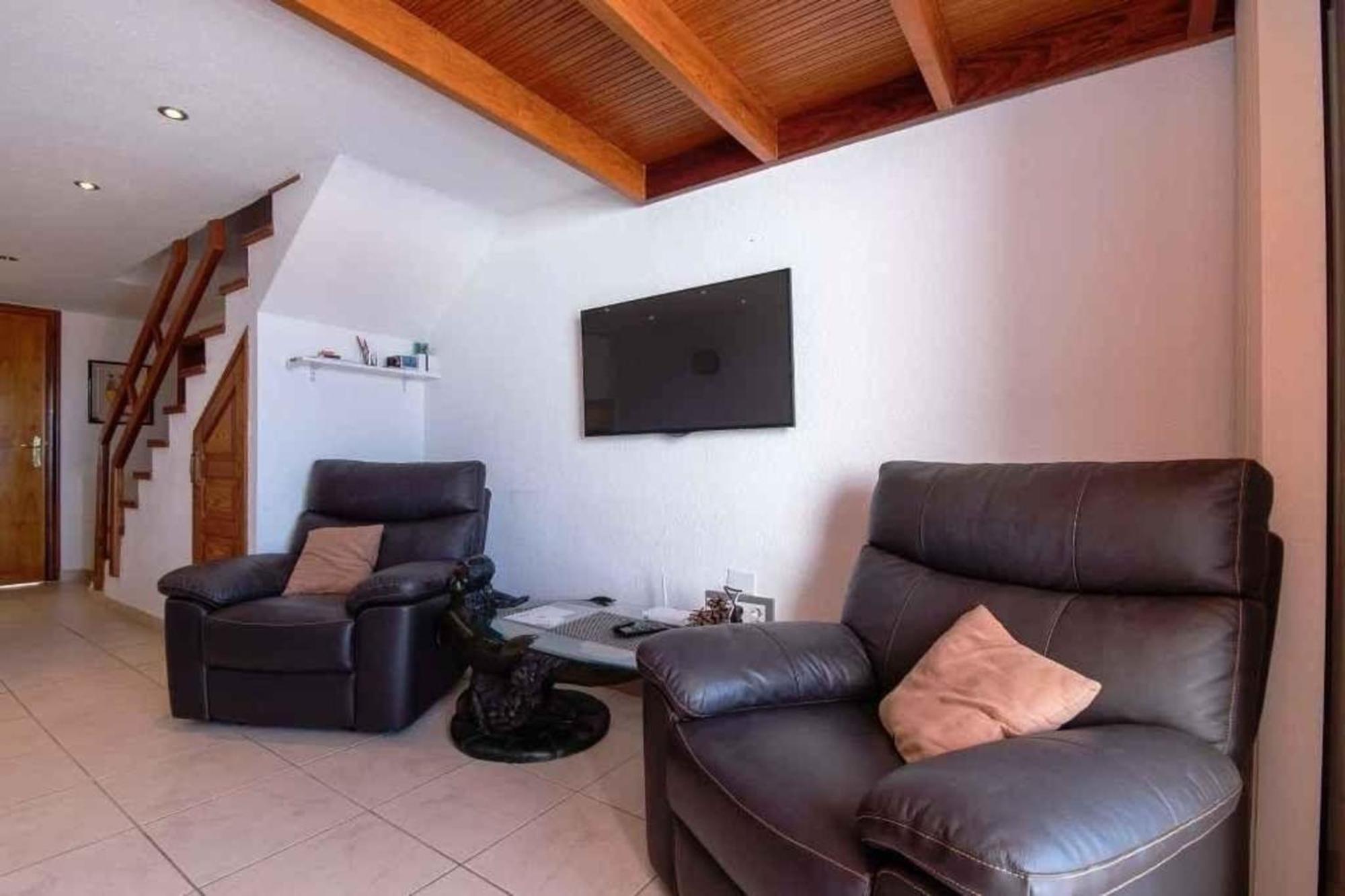Fuer 4 Personen 1 Kind Ca 70 M In Playa De Americas, Teneriffa Westkueste Von Teneriffa Apartamento *