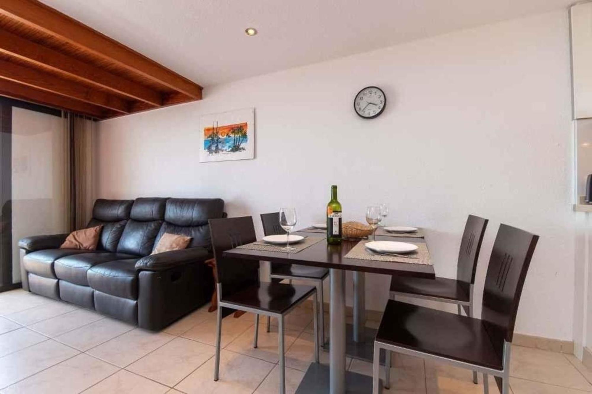 Apartamento Fuer 4 Personen 1 Kind Ca 70 M In Playa De Americas, Teneriffa Westkueste Von Teneriffa Playa de las Américas