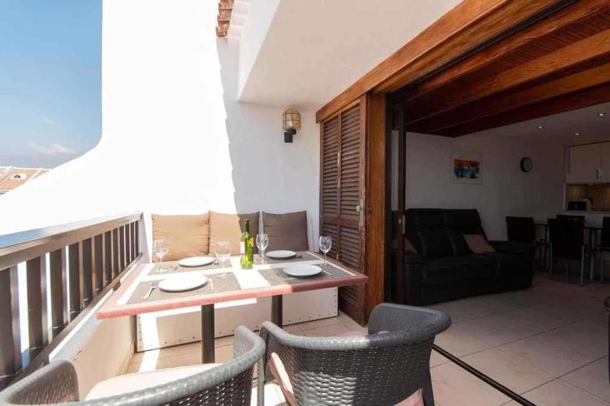Apartamento Fuer 4 Personen 1 Kind Ca 70 M In Playa De Americas, Teneriffa Westkueste Von Teneriffa