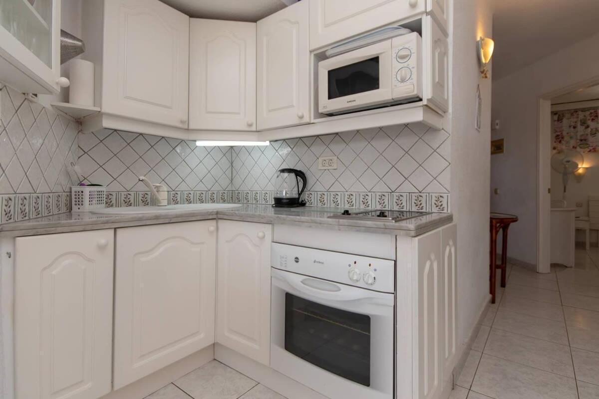 Santa Maria 130 - One Bed Apartment