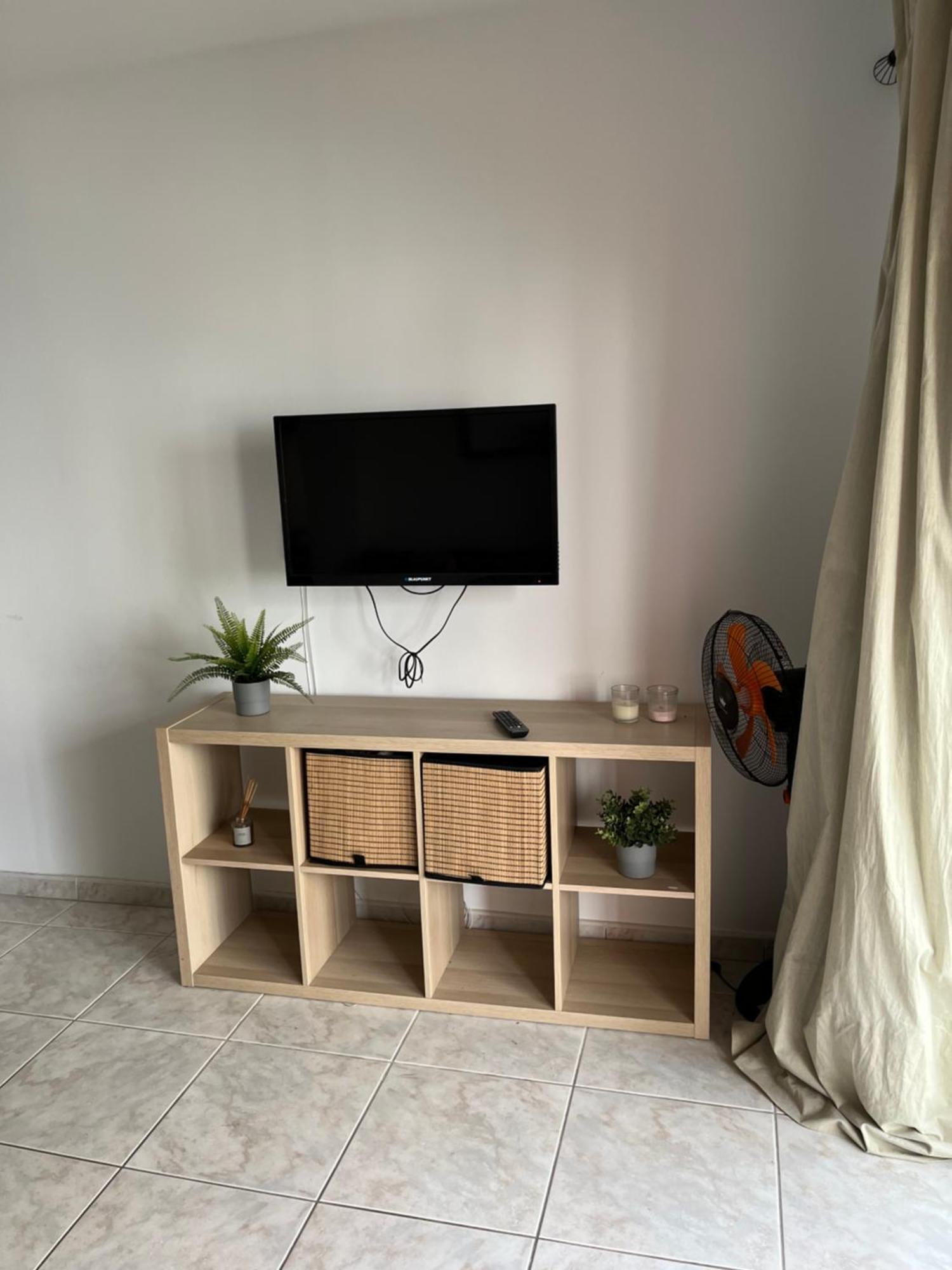 Appartement Dominica Beautiful In The First Oceanline In Cristianos.