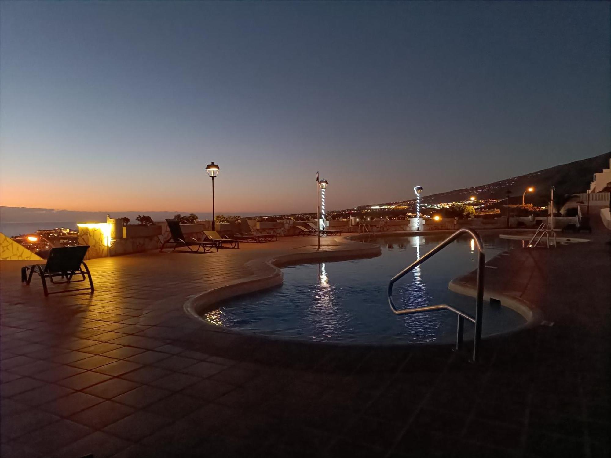 Apartment Topfloor Corner Panoramics Views & Pools Costa Adeje (Tenerife)