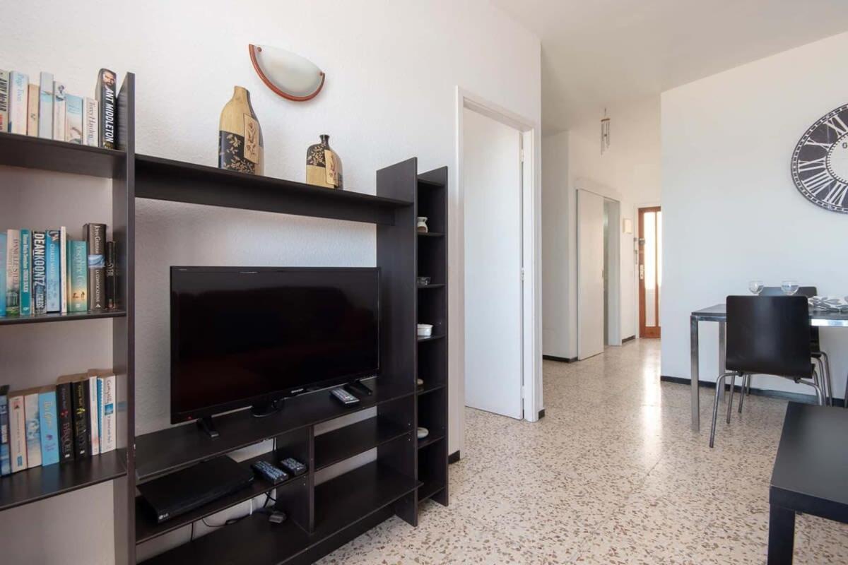 Virginia - Two Bed Apartamento Los Cristianos (Tenerife)