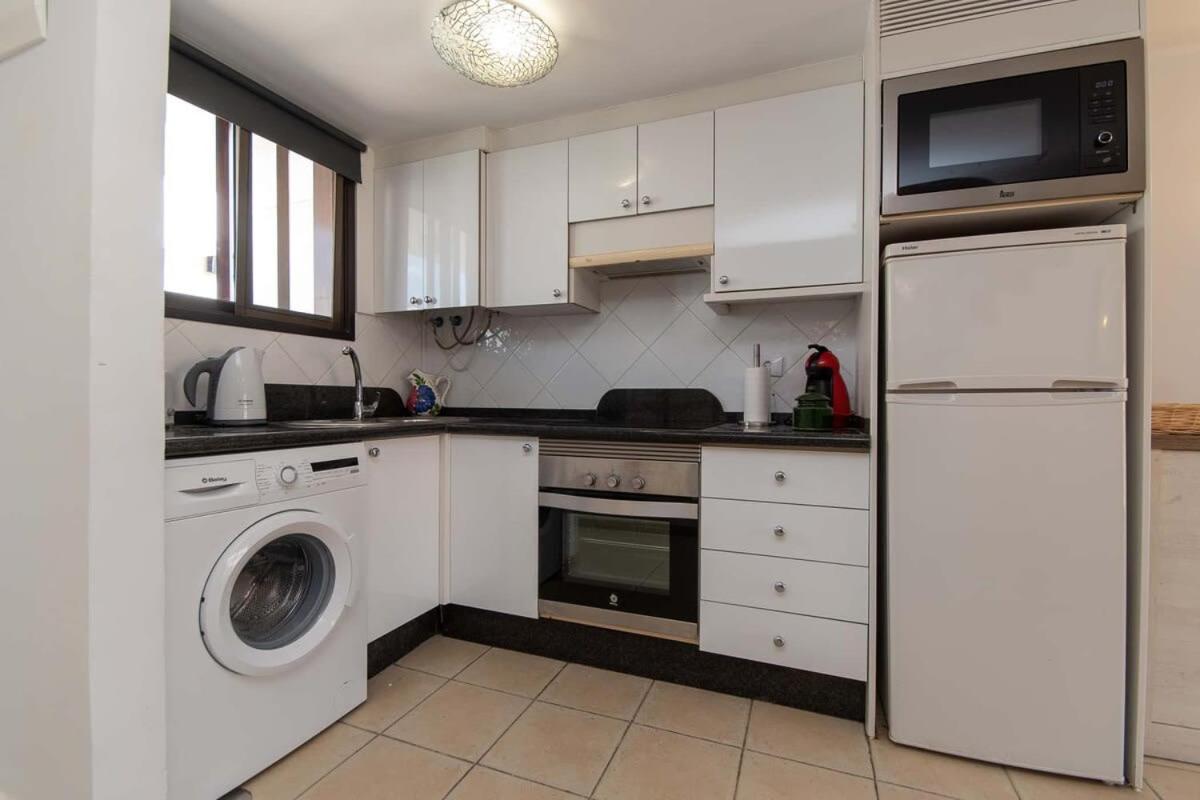 Parque Santiago I 242 - One Bed Apartment Playa de las Americas (Tenerife)