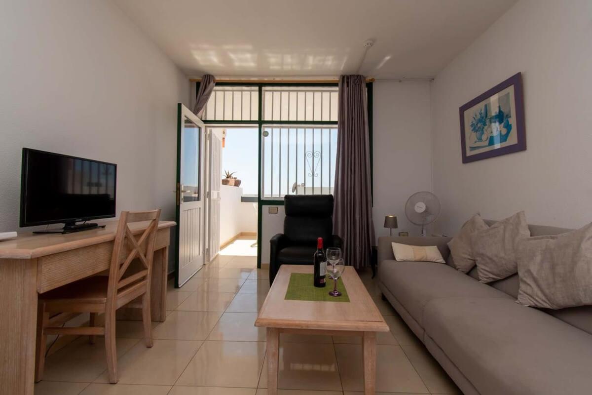 Azahara Playa 46 - One Bed Los Cristianos (Tenerife)