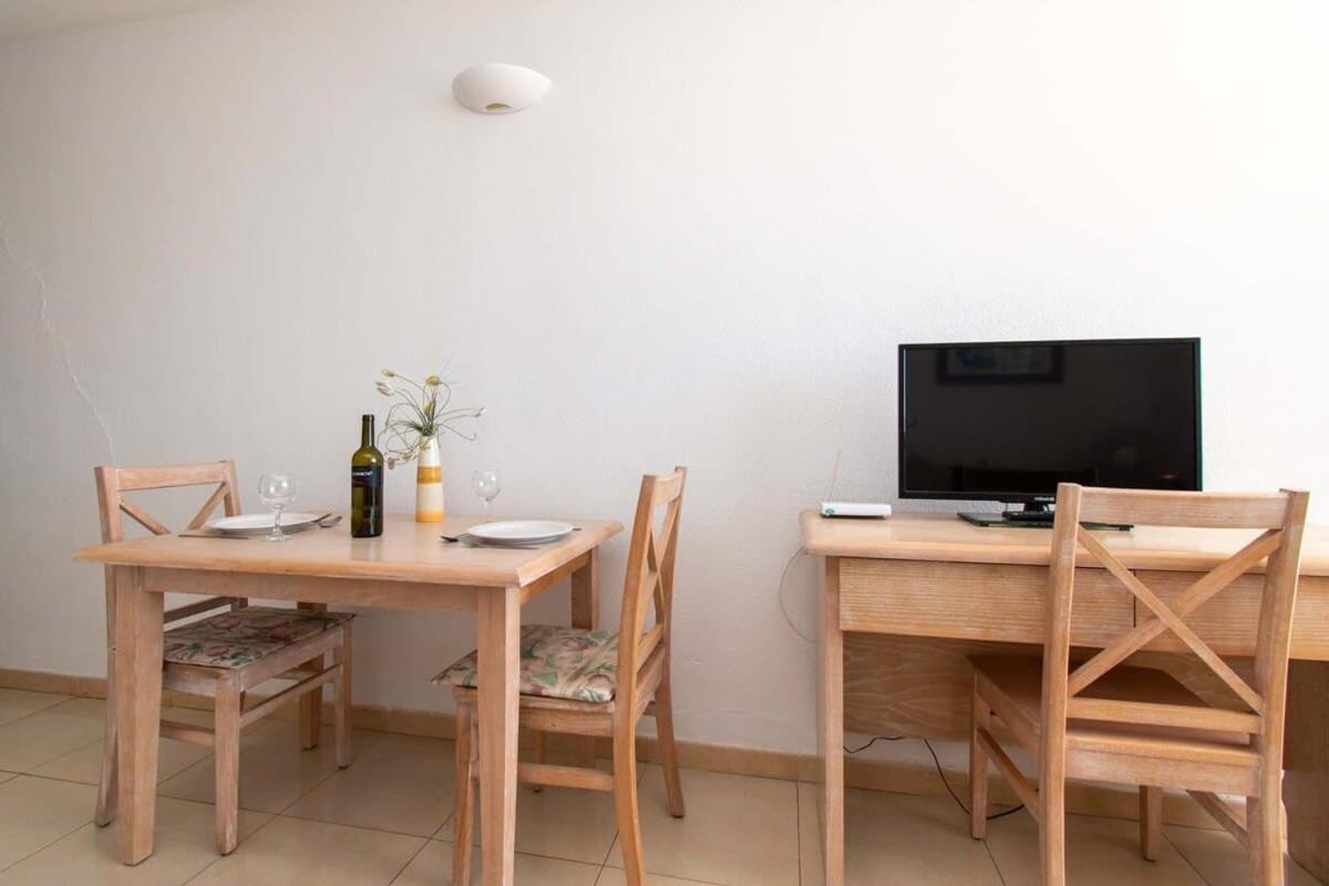 Azahara Playa 46 - One Bed * Los Cristianos (Tenerife)