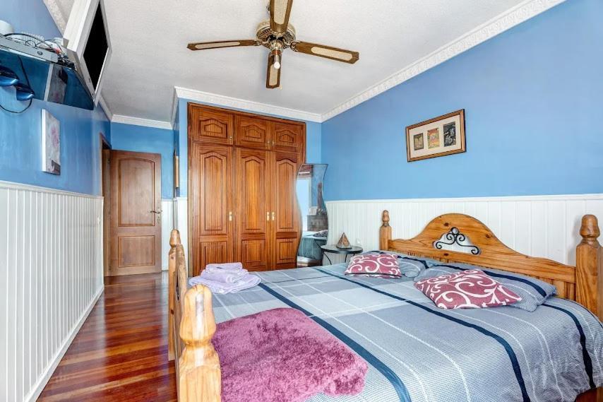 Apartamento Sea View & Wiffi Free Radazul