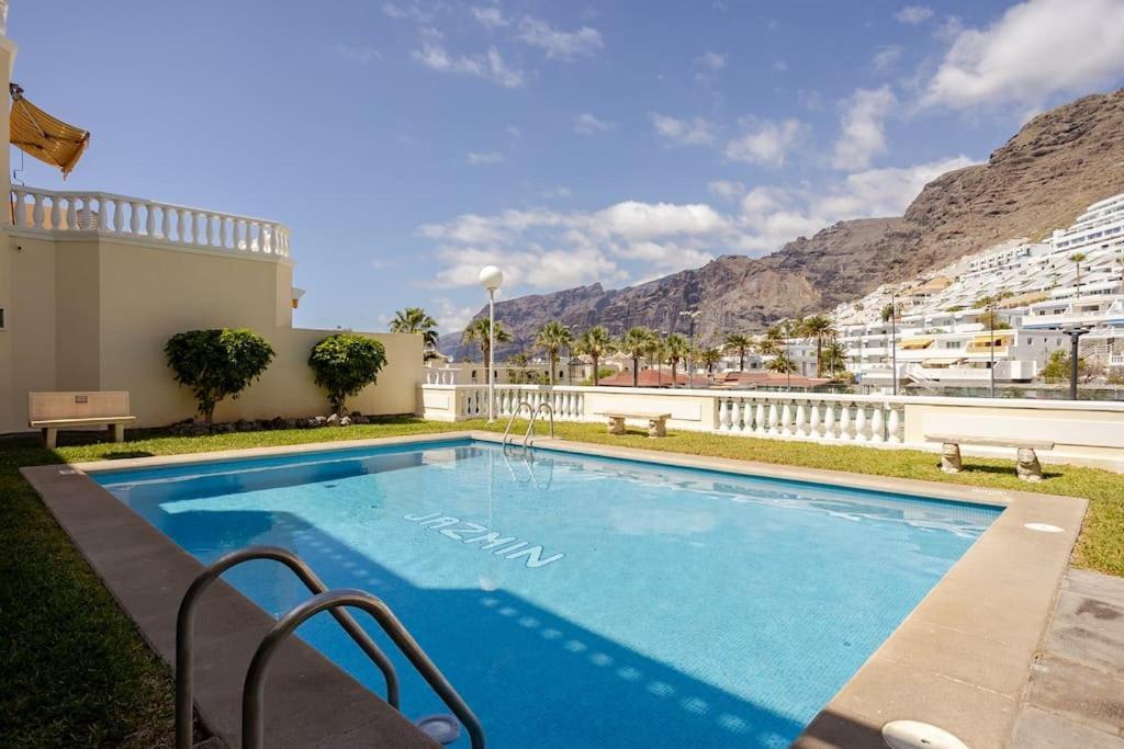 The Large Terrace, Fantastic View On Gigantes * Puerto de Santiago (Tenerife)