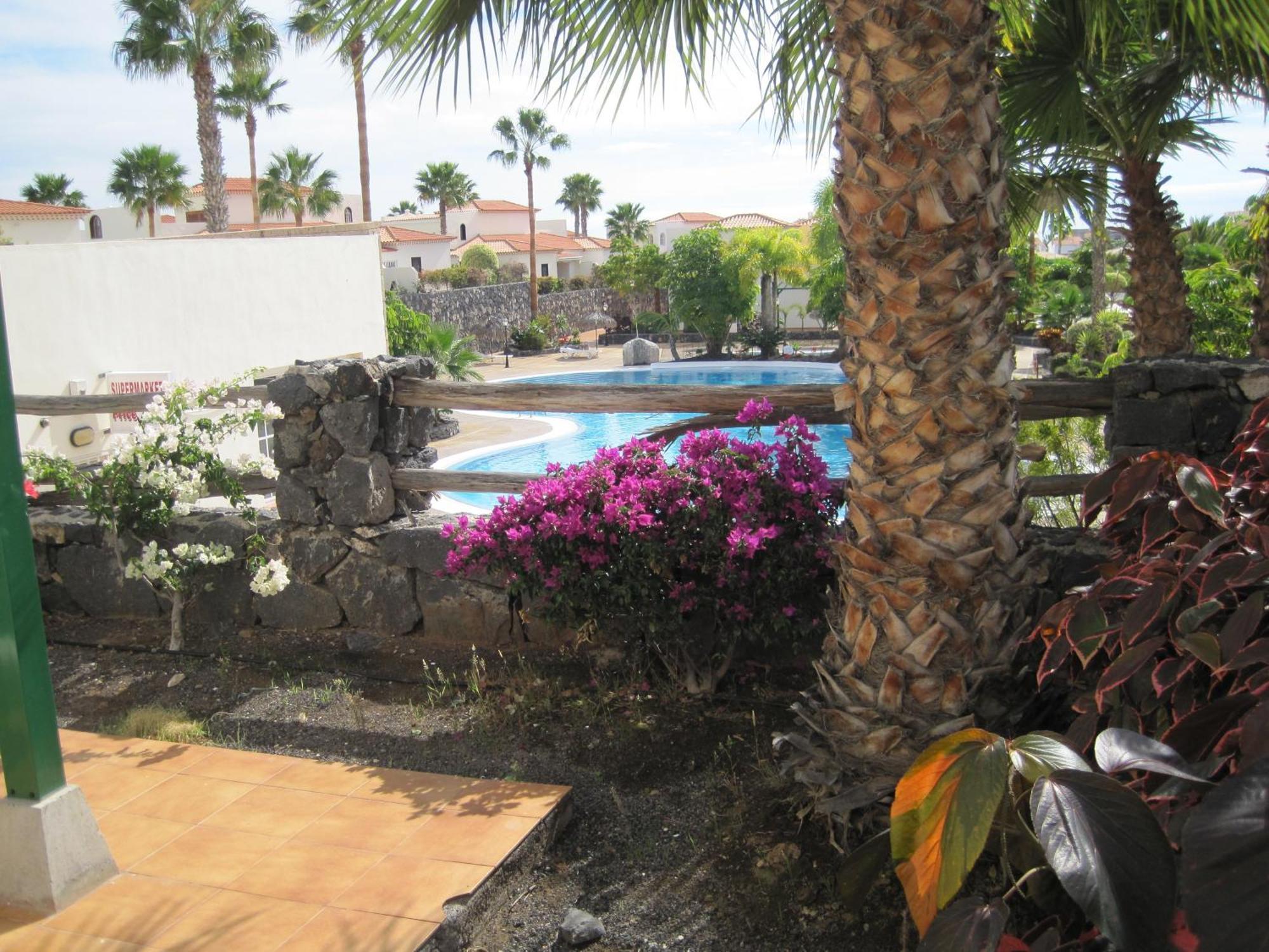 Apartment Adelfas 2 *
