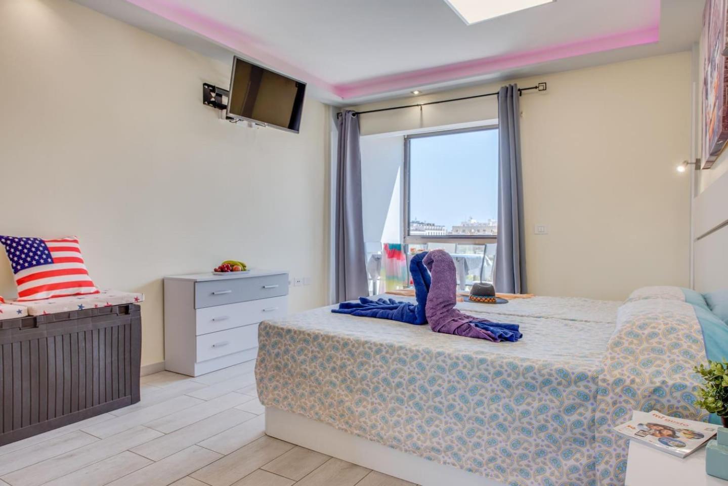 Apartment 733 Wonderful In Lasamericas! Wi-fi Free! Playa de las Americas (Tenerife)