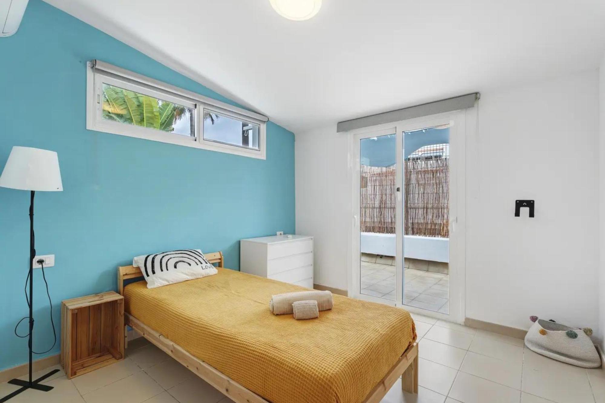 Child-friendly, 3-bedroom With Garden Near The Aqualand Costa Adeje (Tenerife)