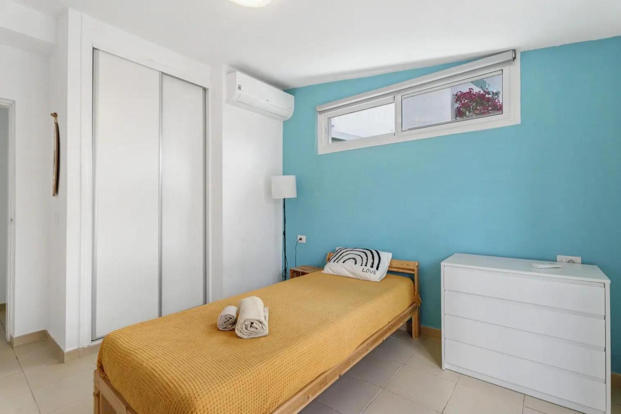 Child-friendly, 3-bedroom With Garden Near The Aqualand Costa Adeje (Tenerife)