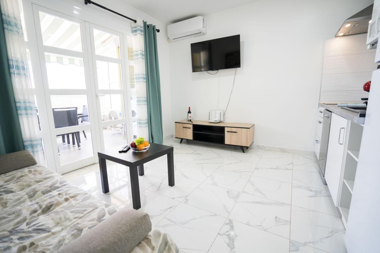 Orlando 85 Complex -
