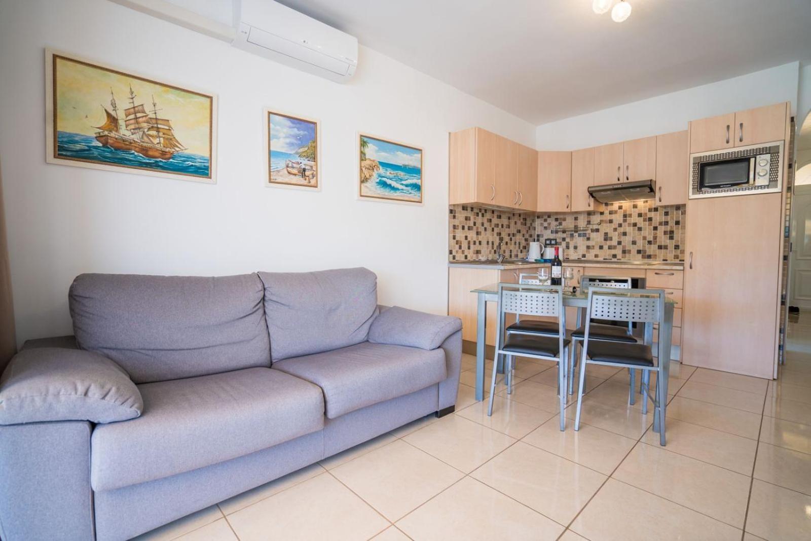 Aparthotel Orlando 85 Complex - Costa Adeje (Tenerife)