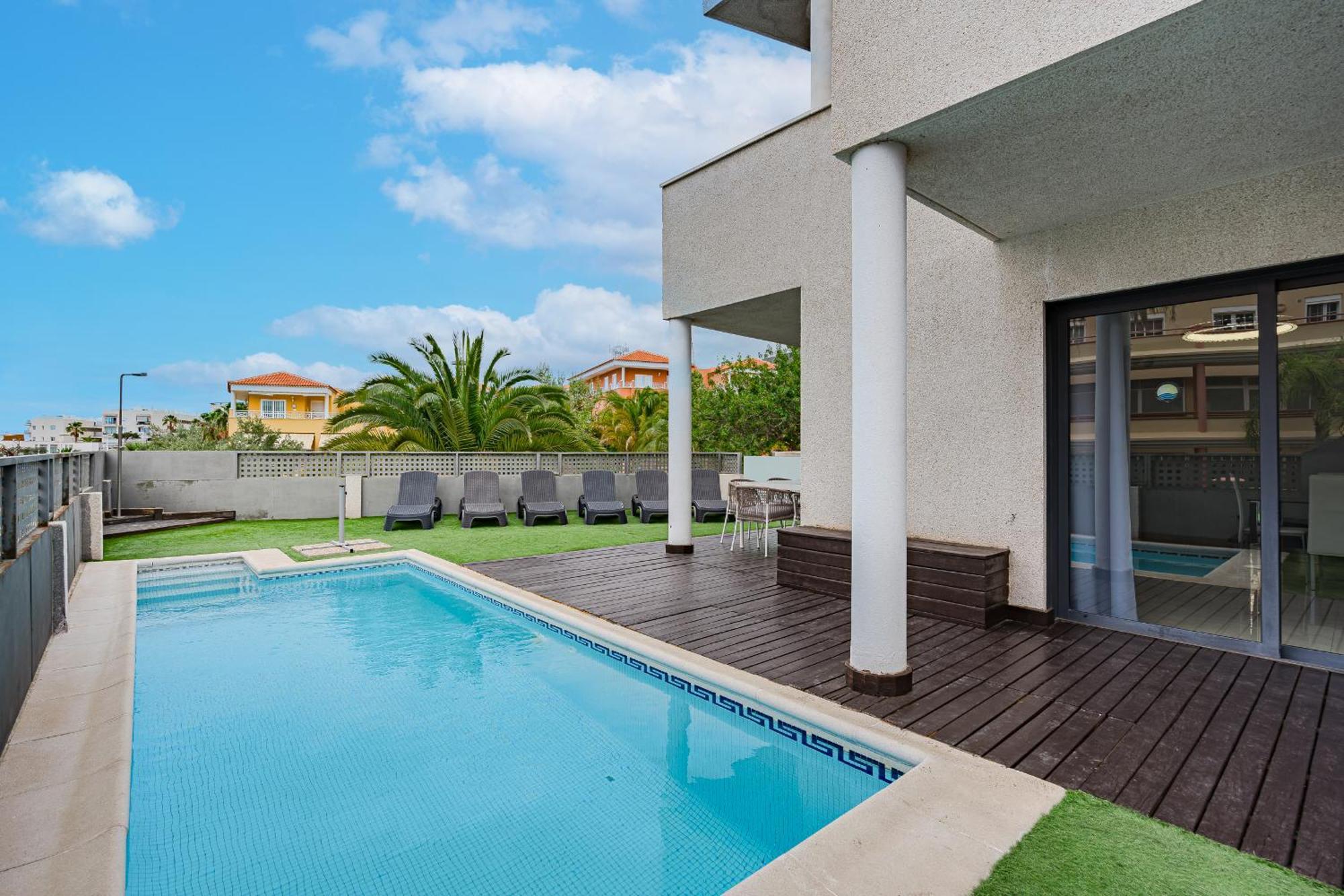 Casa Independiente Con Piscina Privada Costa Adeje (Tenerife)