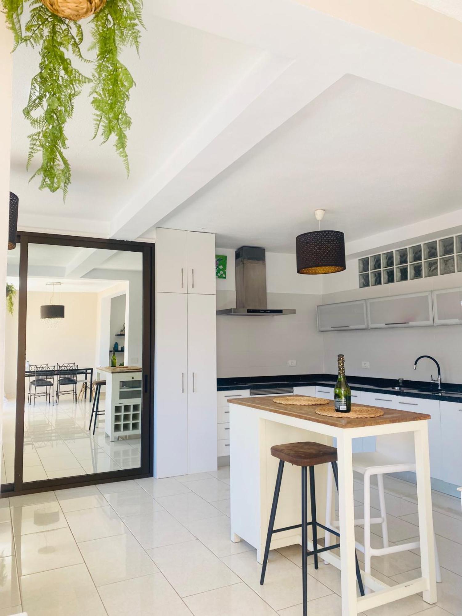 Paraiso Apartment