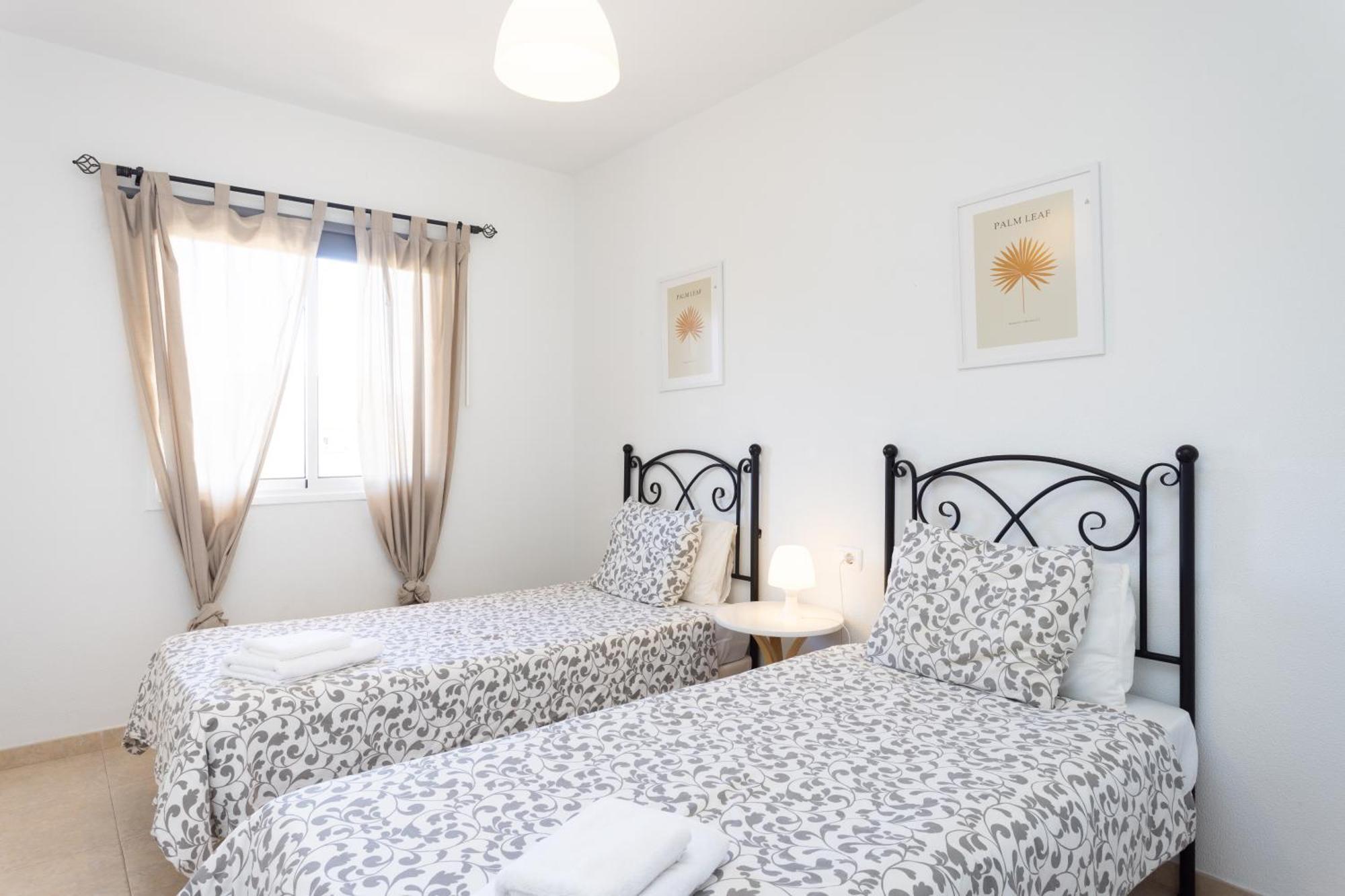 Home2book Cozy Sea Views Apartment