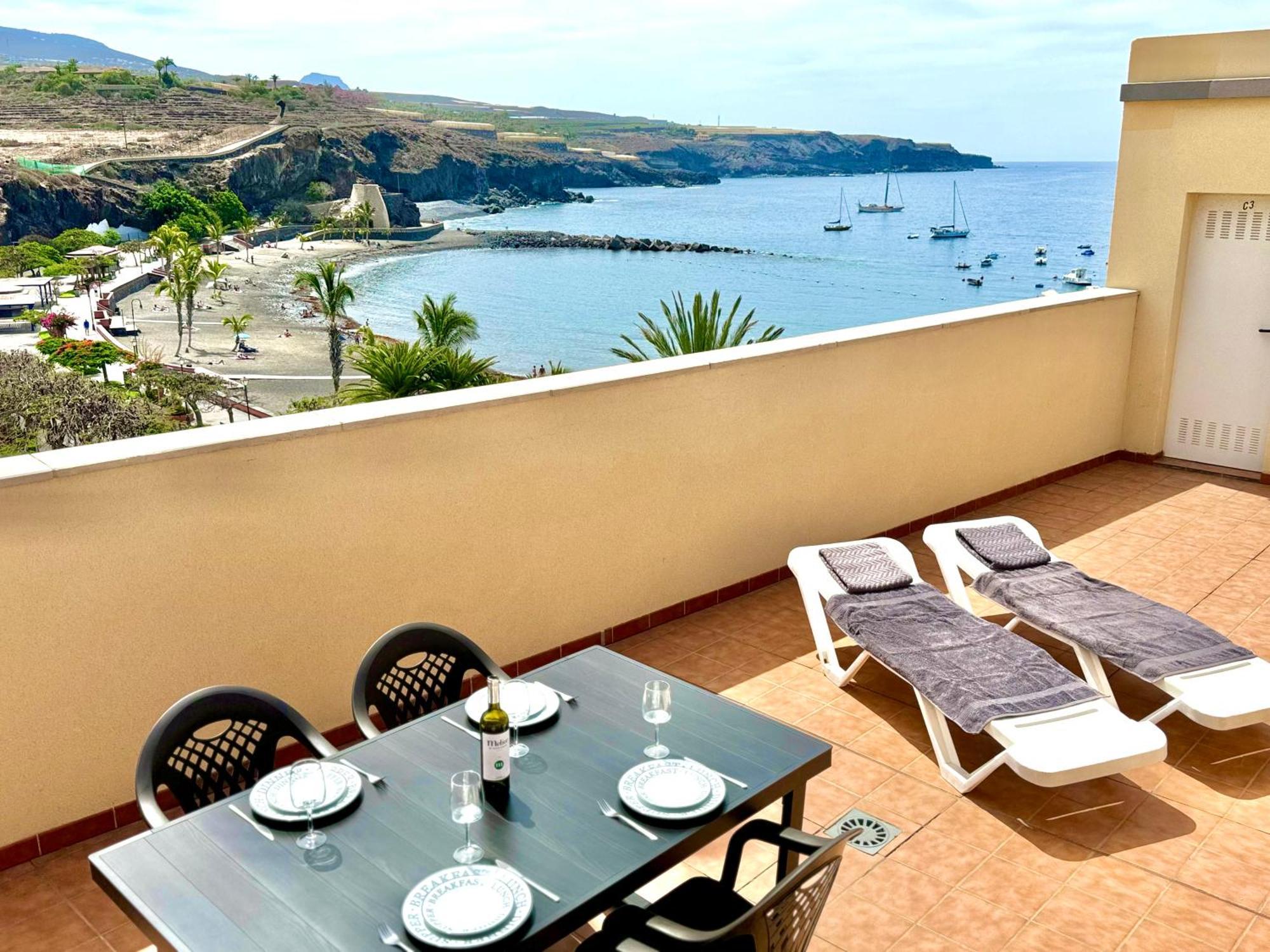 Number 5 At The Marina, Tenerife Apartment Playa de San Juan (Tenerife)