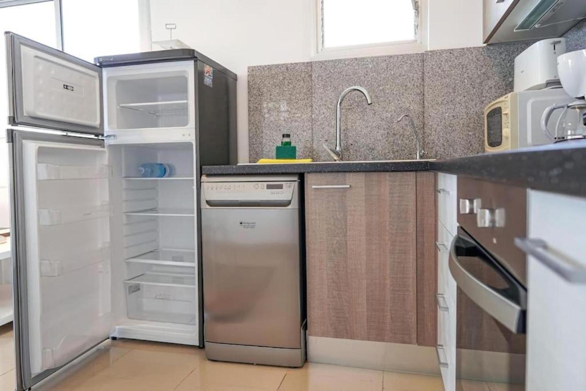 Apartamento Amazing 2 Bedroom Flat With Beachfront And Pool, Paraiso Del Sur A306