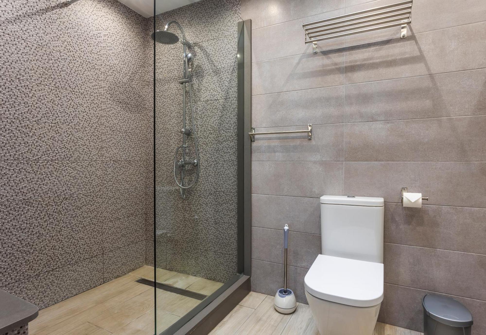 Ocean Panorama - 3 Ac Bedrooms, Private Garage, New Pool, 2 Bathrooms, Tv Channels Apartment *