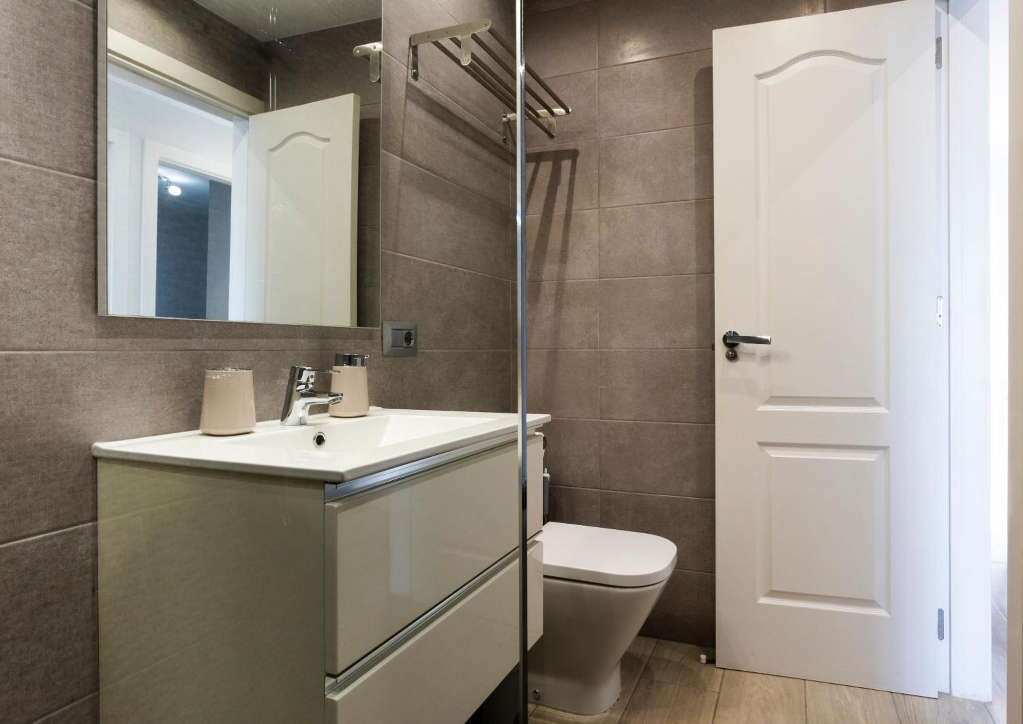 Ocean Panorama - 3 Ac Bedrooms, Private Garage, New Pool, 2 Bathrooms, Tv Channels
