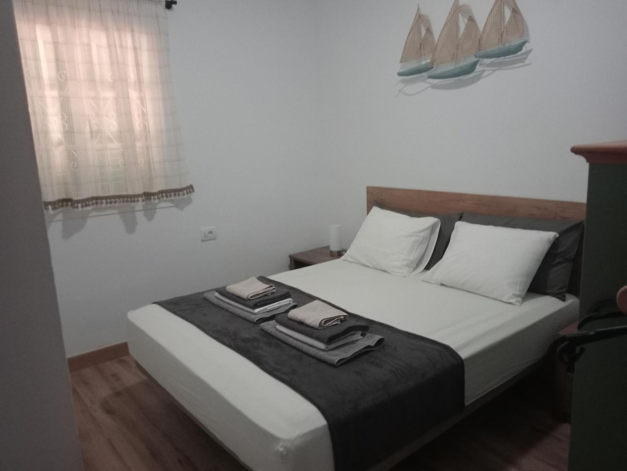 Beautiful With Heated Private Pool, Cristianos Hébergement de vacances