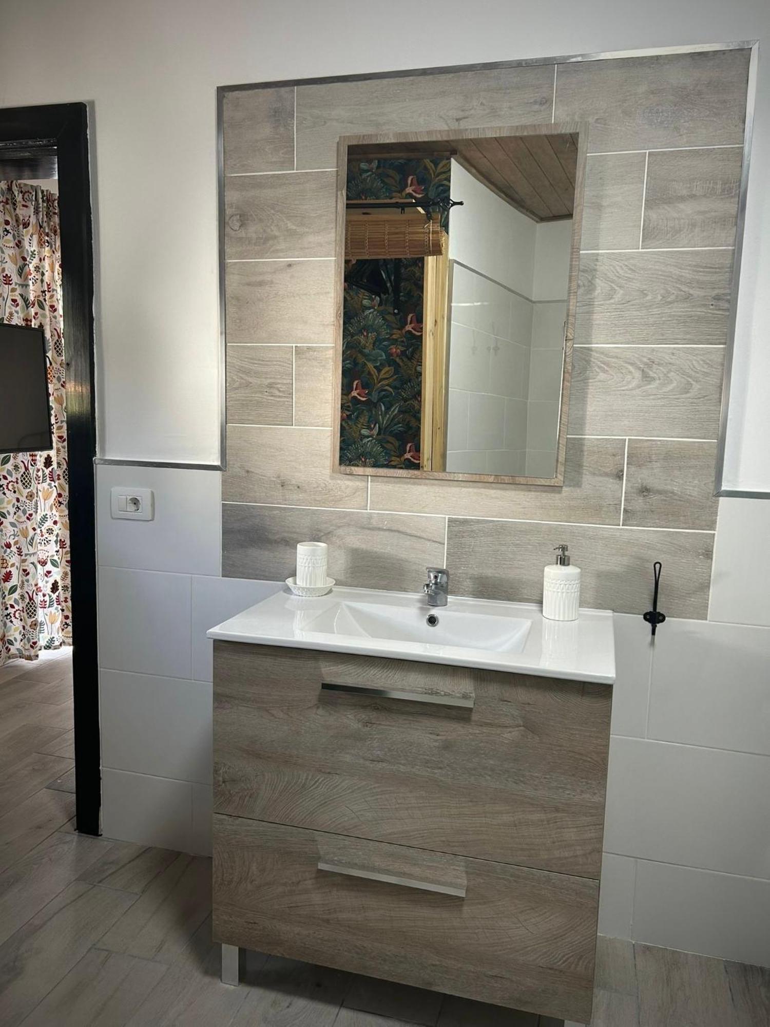 Apartamento Plaza De La Fuente Tenerife Sur Only Adults Con Terraza Privada