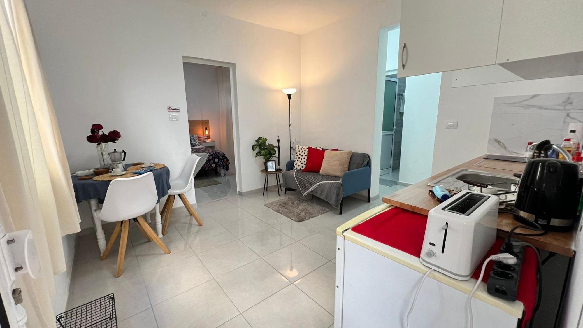 Alcamar Comfortable In The Center Of Apartment
