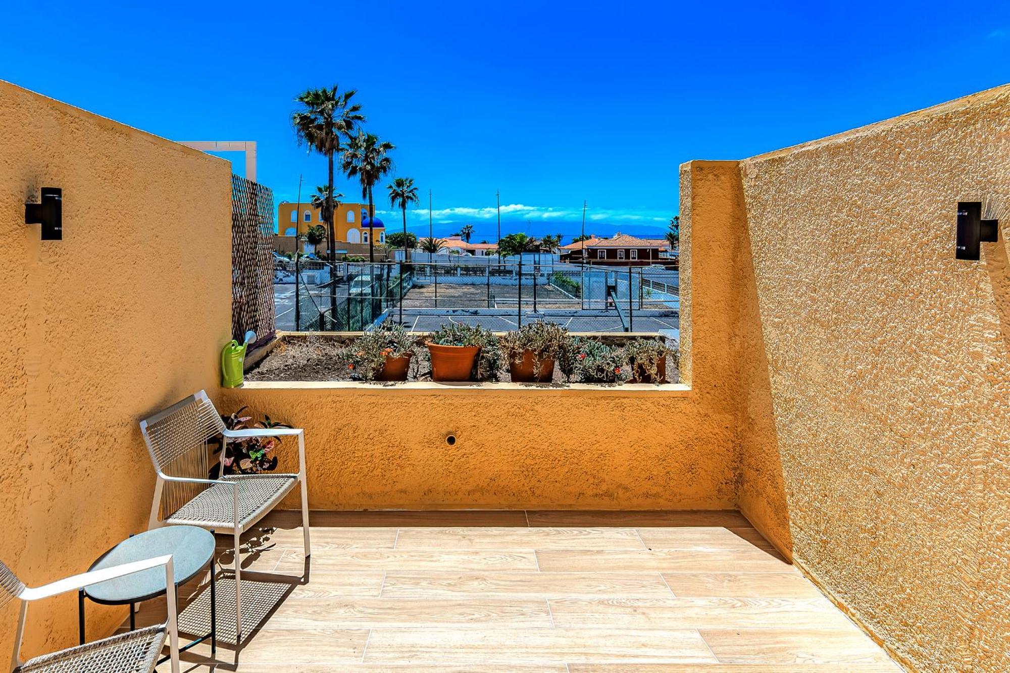 Newly Renovated 2 Min From Playa La Arena Apartment *
